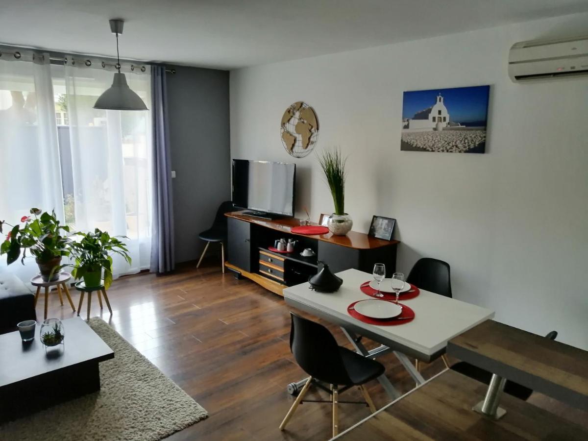 La maison de 6Fran appartement 1 calme et spacieux ambiance familiale Valros Extérieur photo